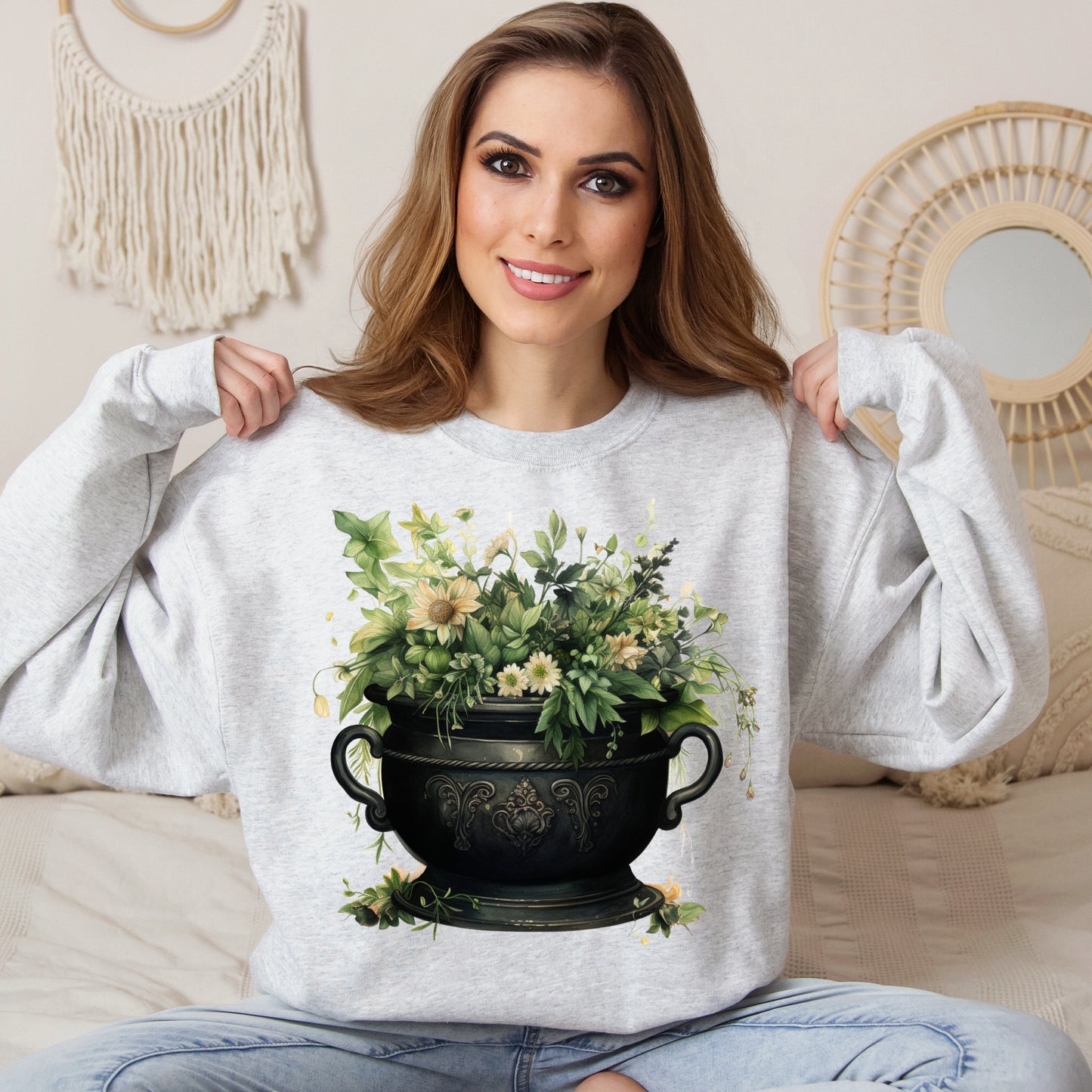 Women's Halloween Sweatshirt "Mystical