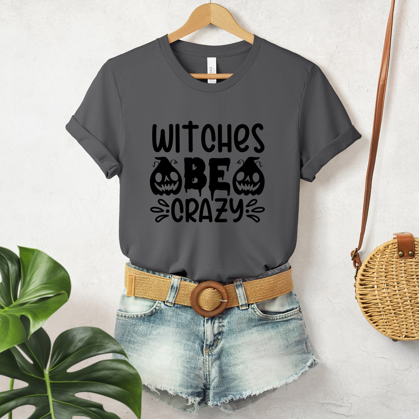 Halloween T-T-Shirt "Witches Be